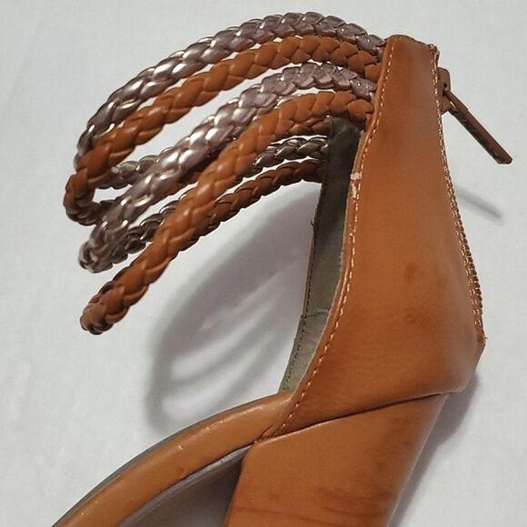 Michael Antonio Almond & Metallic Gold Chunky Heeled Strappy Sandals - Picture 6 of 15
